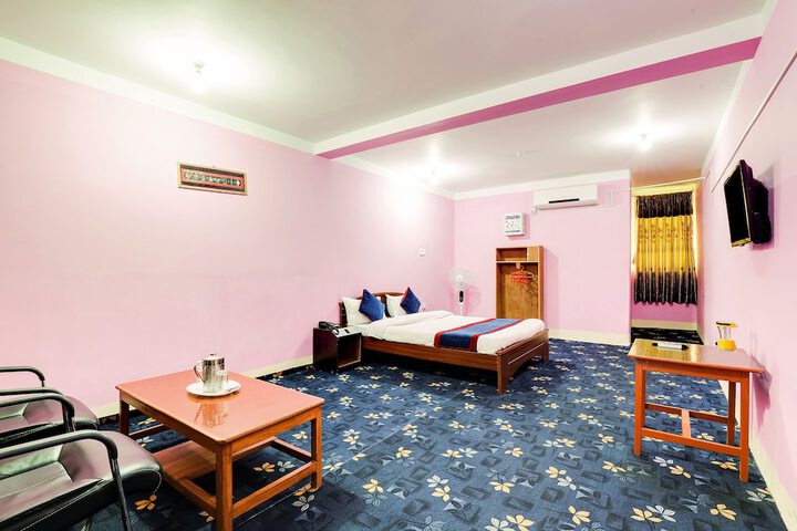 Room 21 of 27