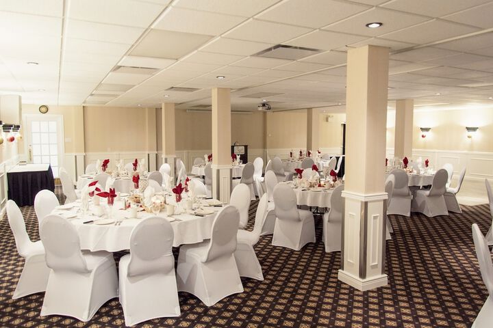 Ballroom/Hall 40 of 52