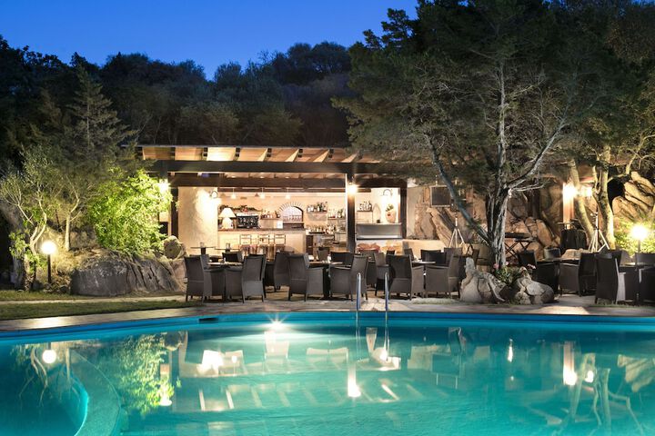 Pool Hotel
