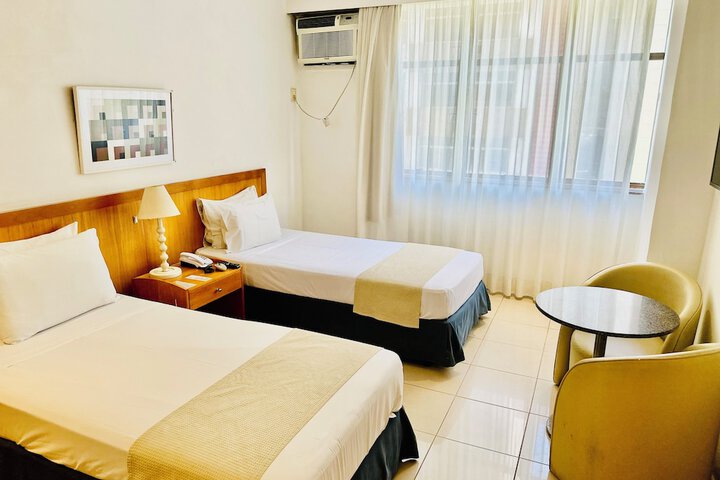 Room 12 of 43