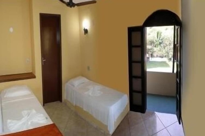 Room 8 of 26