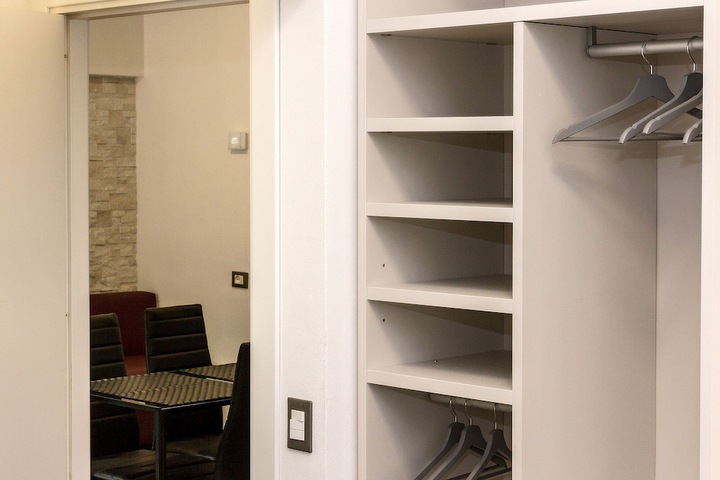 Room 19 of 36