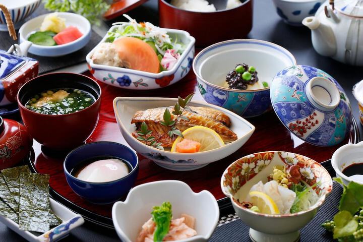 Dining Photos