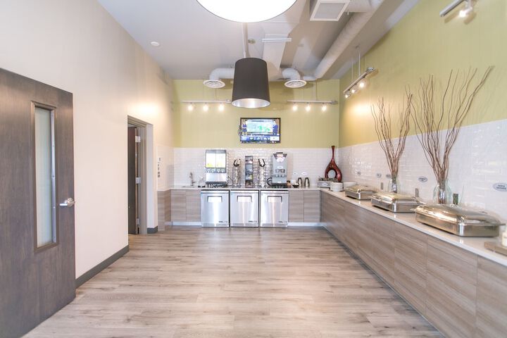 Breakfast area