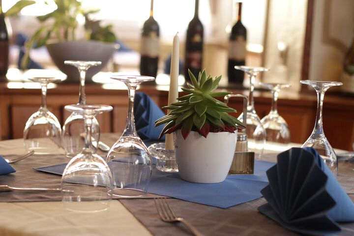 Dining Photos
