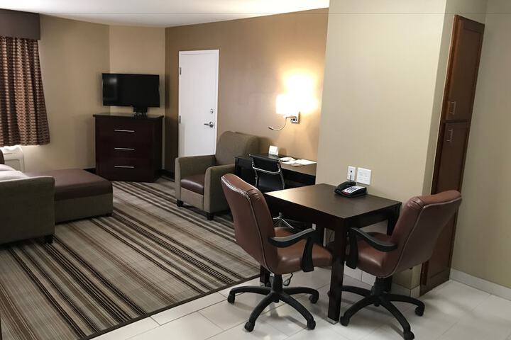 Room 7 of 40
