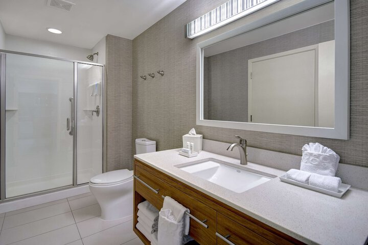 Bathroom shower