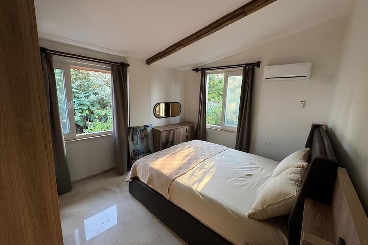 Room 5 of 21