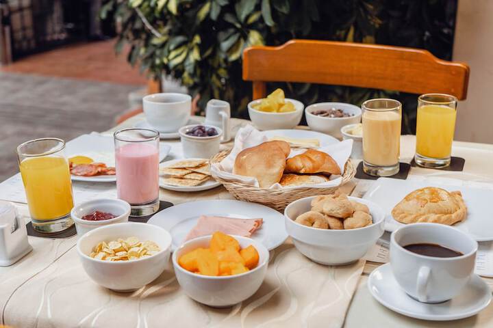 Breakfast meal