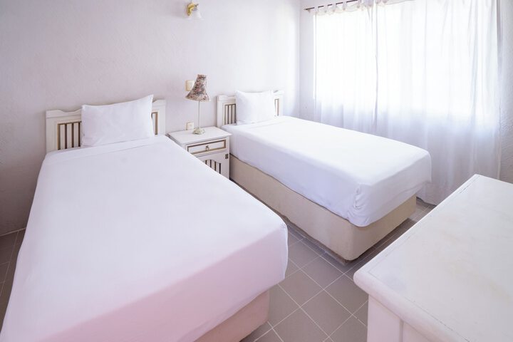 Room 7 of 39