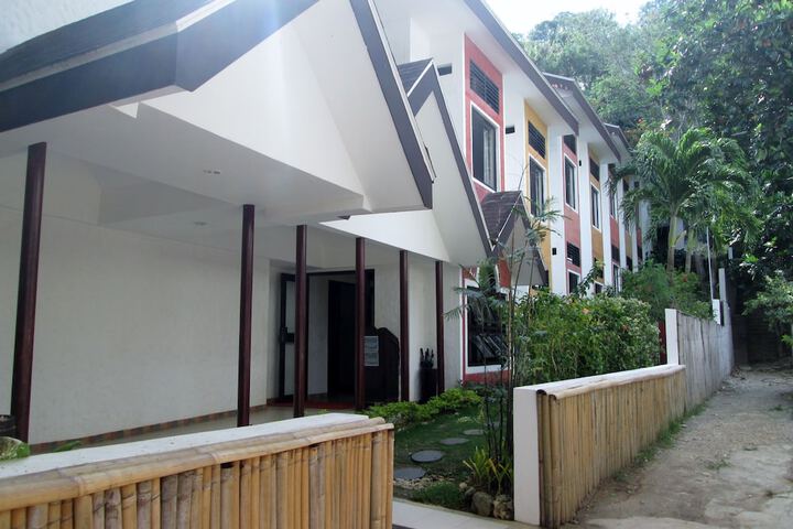 Hotel 87 of 96