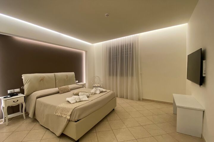 Room 13 of 125