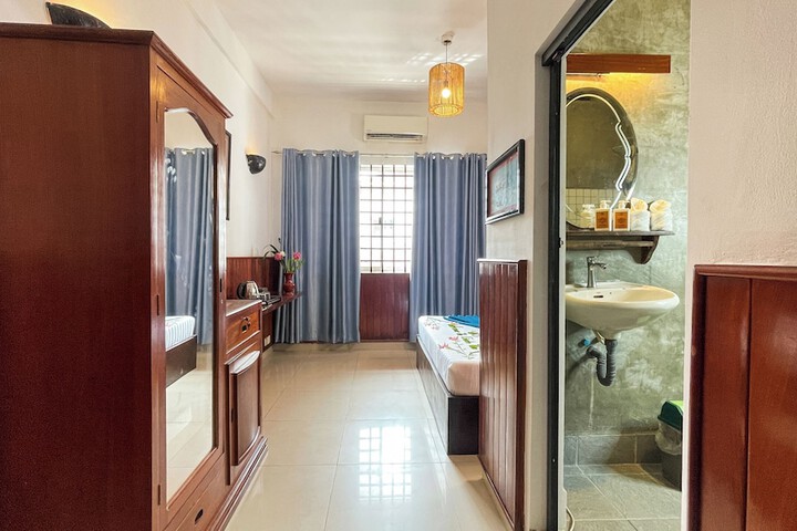 Room 40 of 79
