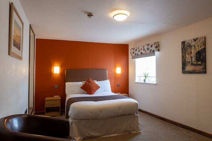 Room 10 of 52