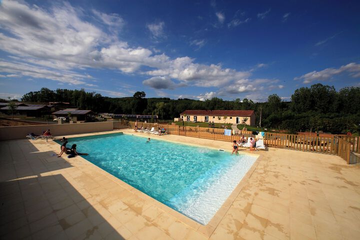 Pool Hotel