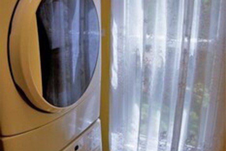 Laundry 16 of 43