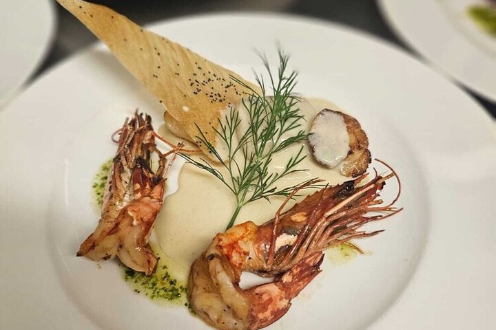 Dining 34 of 63
