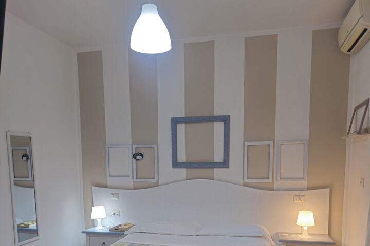 Room 20 of 42