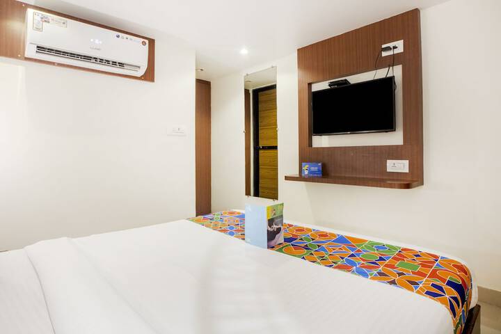 Room 15 of 36