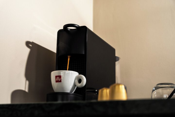 Breakfast/Coffee Service 62 of 103