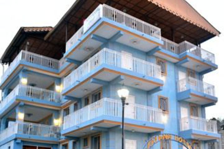 Kayanm Hotel