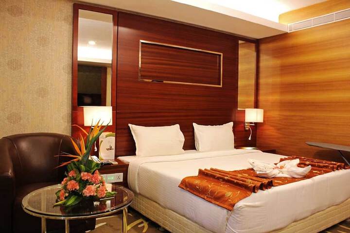 Room 28 of 71