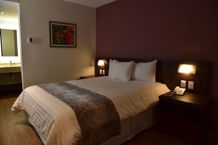 Room 12 of 44