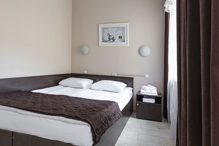 Room 34 of 68