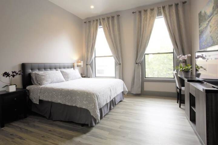 Room 8 of 48