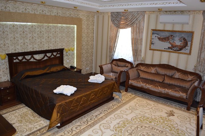 Room 14 of 39
