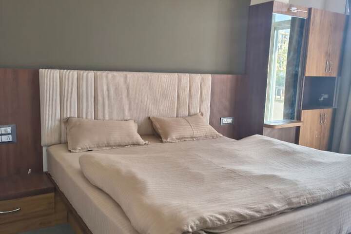 Room 40 of 72