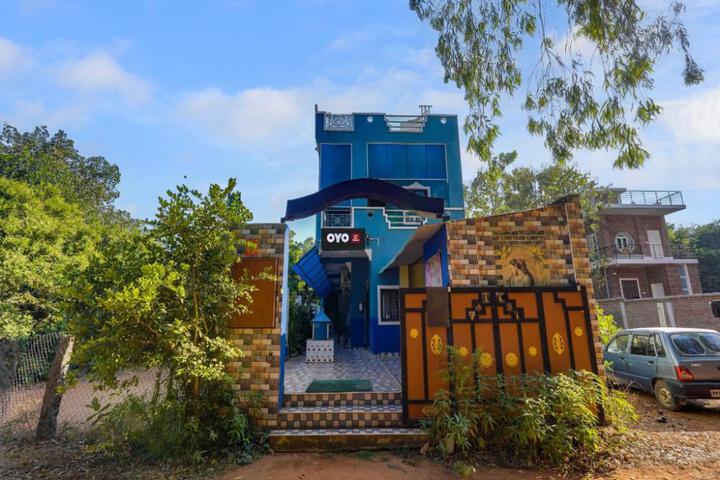 Hotel O Raghul Residency