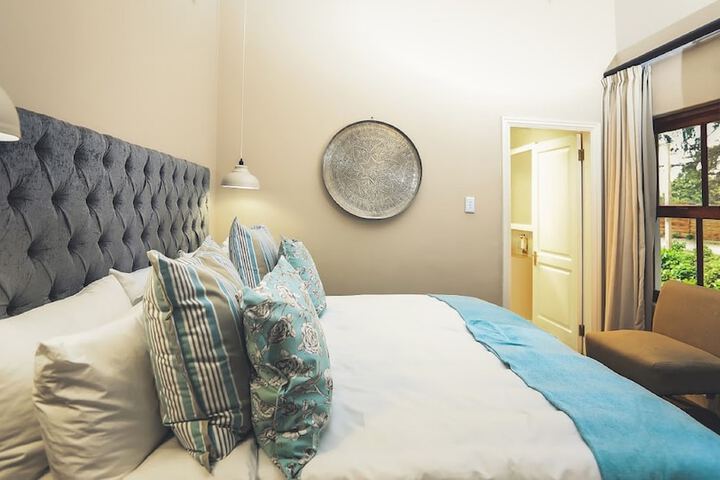 Room 3 of 68