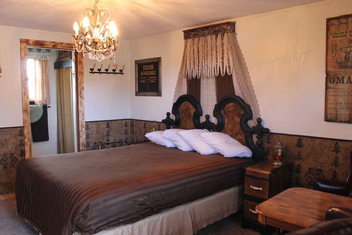 Room 43 of 94
