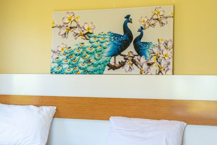 Room 12 of 13