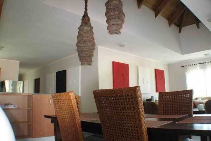 Room 16 of 37