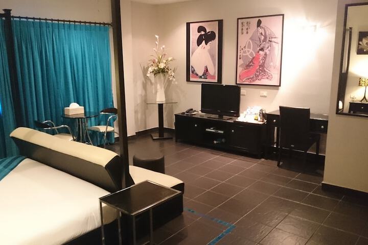 Room 30 of 116