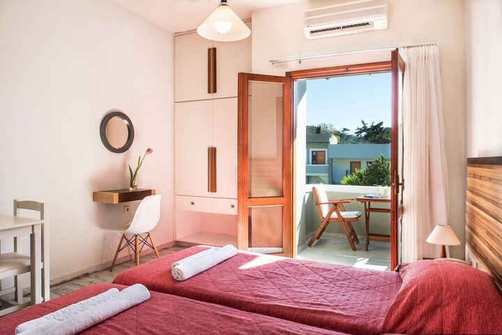 Room 14 of 52