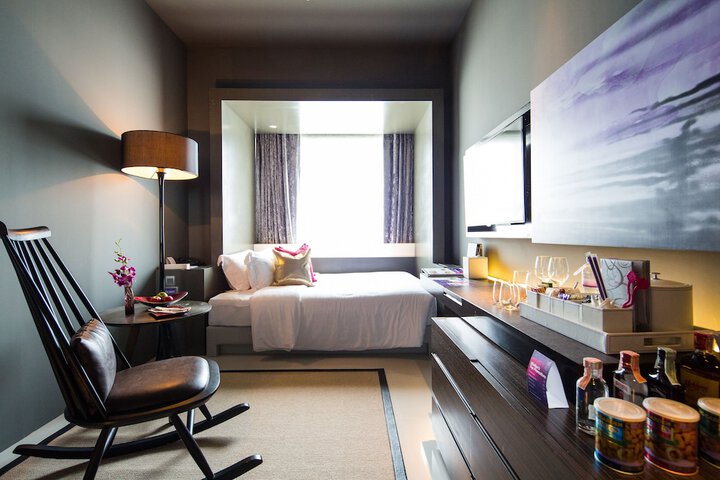 Room 3 of 94