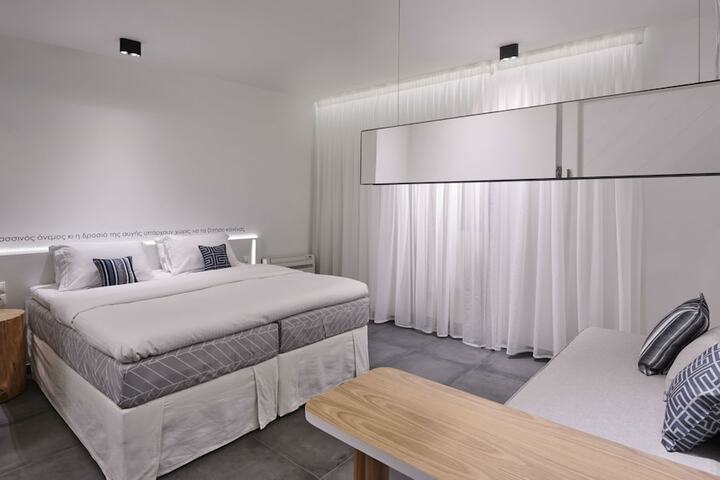 Room 20 of 95