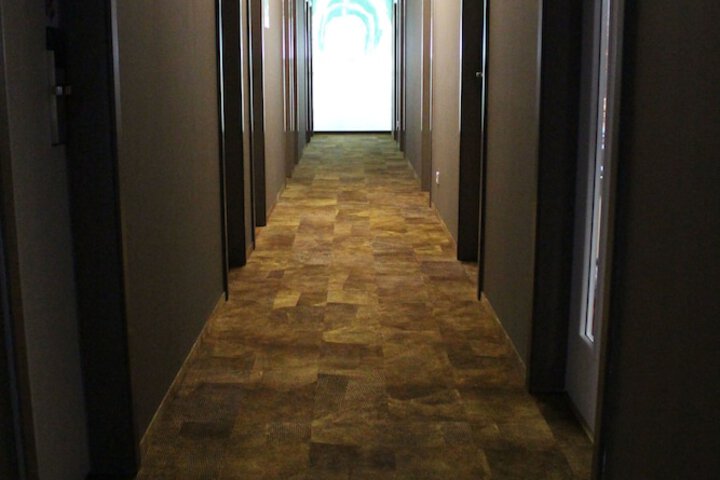 Ballroom/Hall 28 of 37