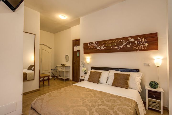 Room 16 of 31