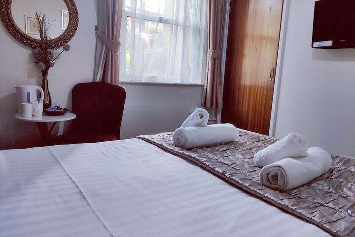 Room 35 of 90