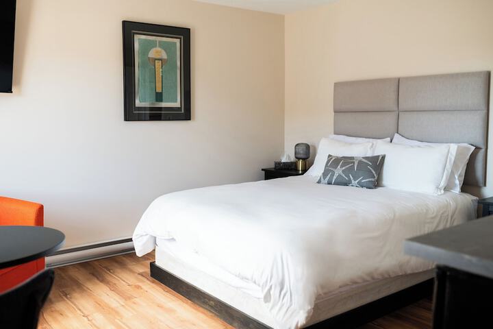Room 5 of 22
