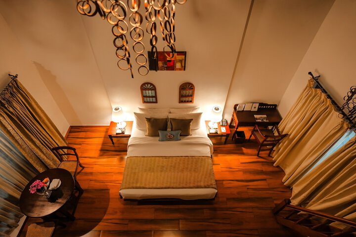 Room 26 of 115
