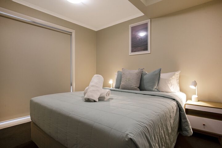 Room 3 of 192