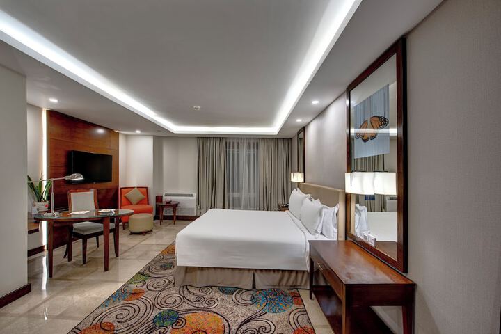Room 29 of 176