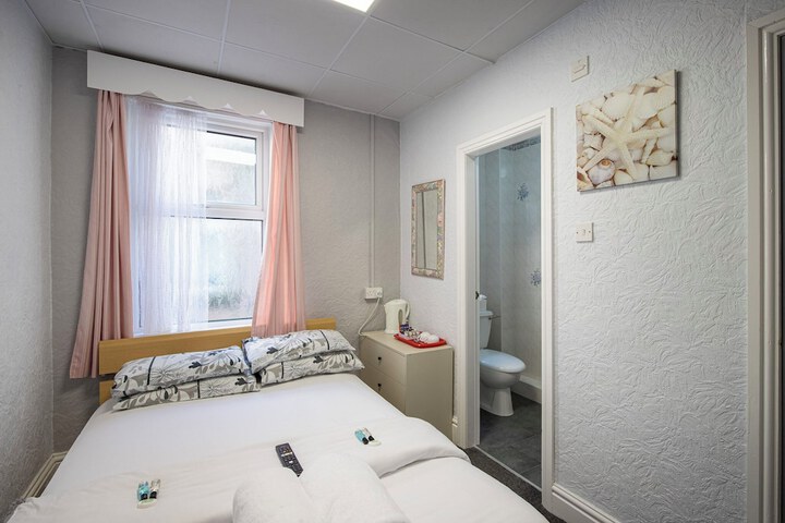 Room 39 of 47