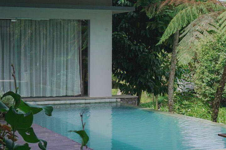 Hotel Exterior 156 of 188