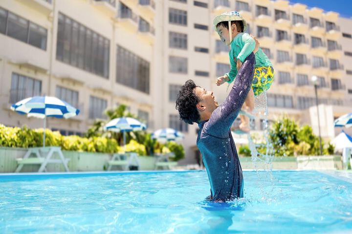 Pool Hotel